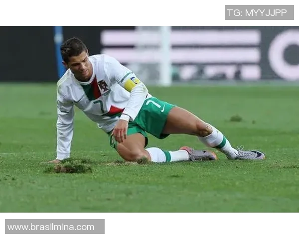 揭秘足球明星嘴唇特效的秘密与魅力，带你走进他们的独特风采